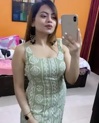 Call Girl in Chandur Railway